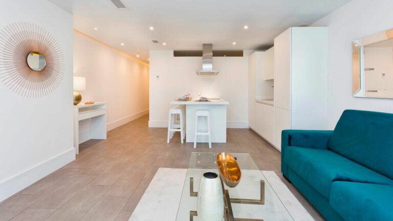 c6b175fa8eaa456cf03aee08aff17c0a - 15