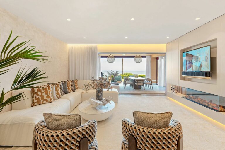 c6cc14bc4e069811200423fbe79f45e3 - 4