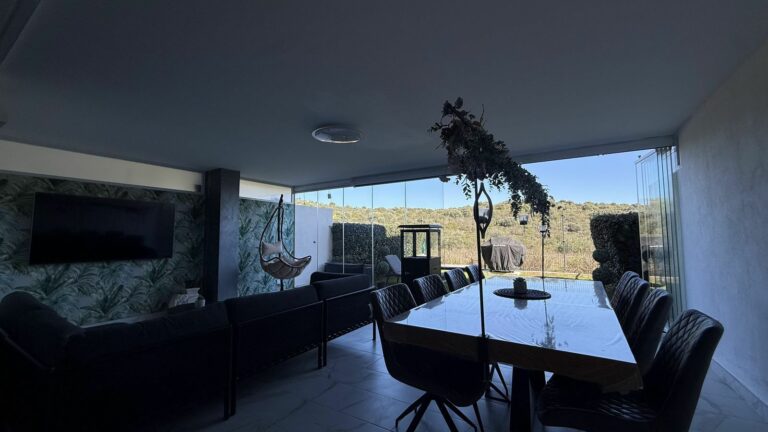 c73fdcbaf6166de1d859ed2ebcf0c67b - 15