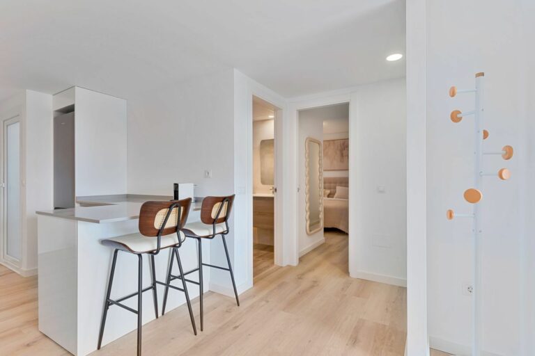 c9d3a93b50a5350bccee722514481cf9 - 14