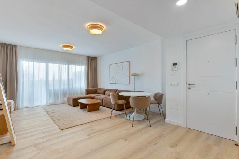 c9d3a93b50a5350bccee722514481cf9 - 4