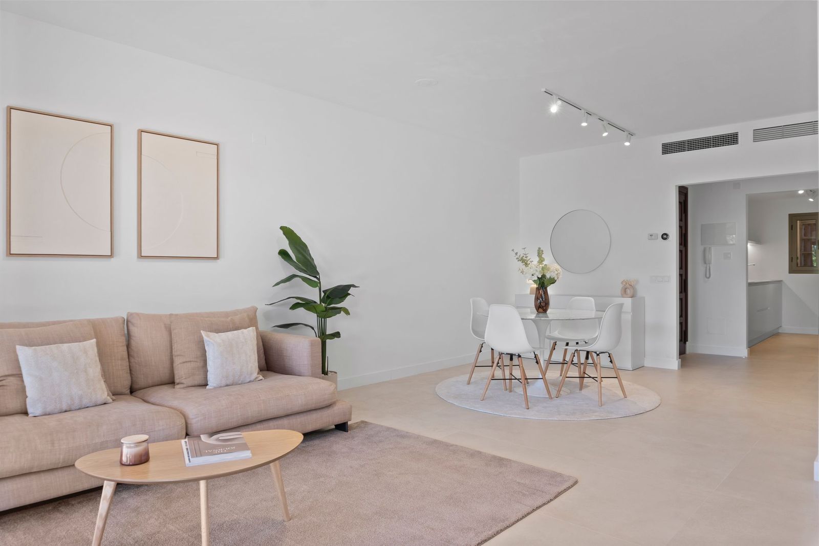 cb10bdc0f9cbf27dd811567792d30d08 - 12