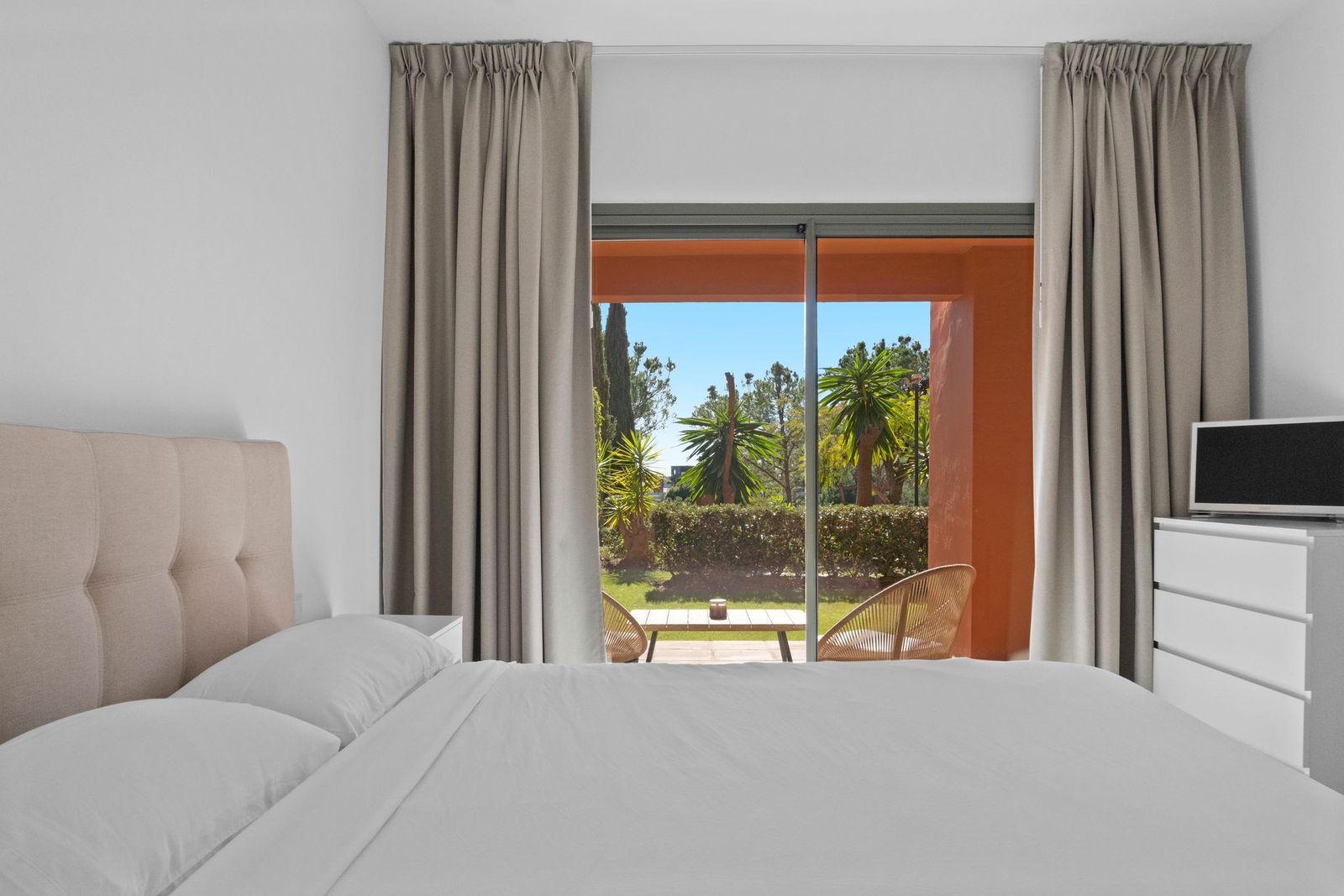 cb10bdc0f9cbf27dd811567792d30d08 - 9