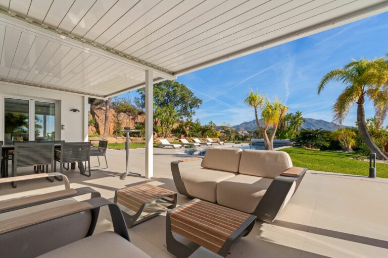 cb4928ff84d74fc344276f4dc5983b15 - 15