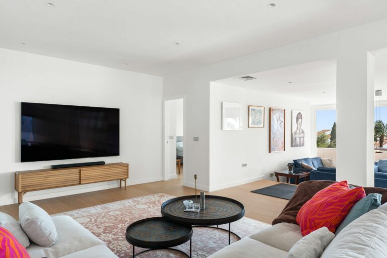 cb4af87dfbeab5b16fc59d45eb26bffd - 11