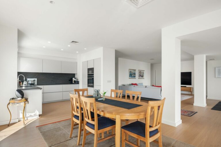 cb4af87dfbeab5b16fc59d45eb26bffd - 14