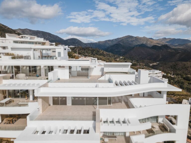 cb97b89323d9053194cb84dfeb49328c - 3