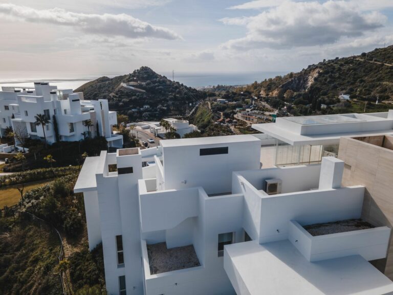 cb97b89323d9053194cb84dfeb49328c - 6