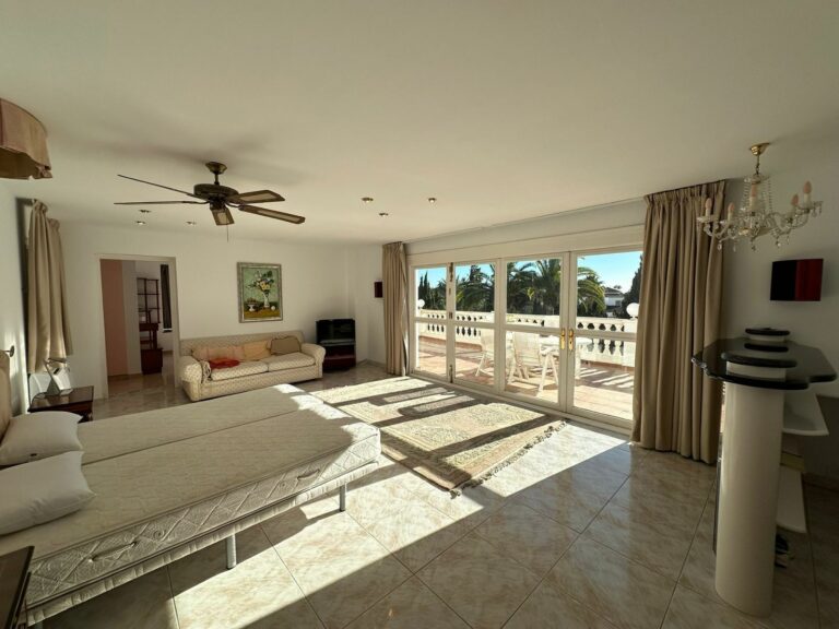 cbe635c0ee89adeb8a2a565fa5c15a36 - 4