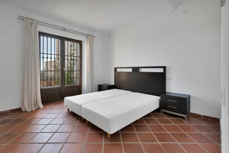 cc10206f791d62621a07bf7cfa75ea24 - 6