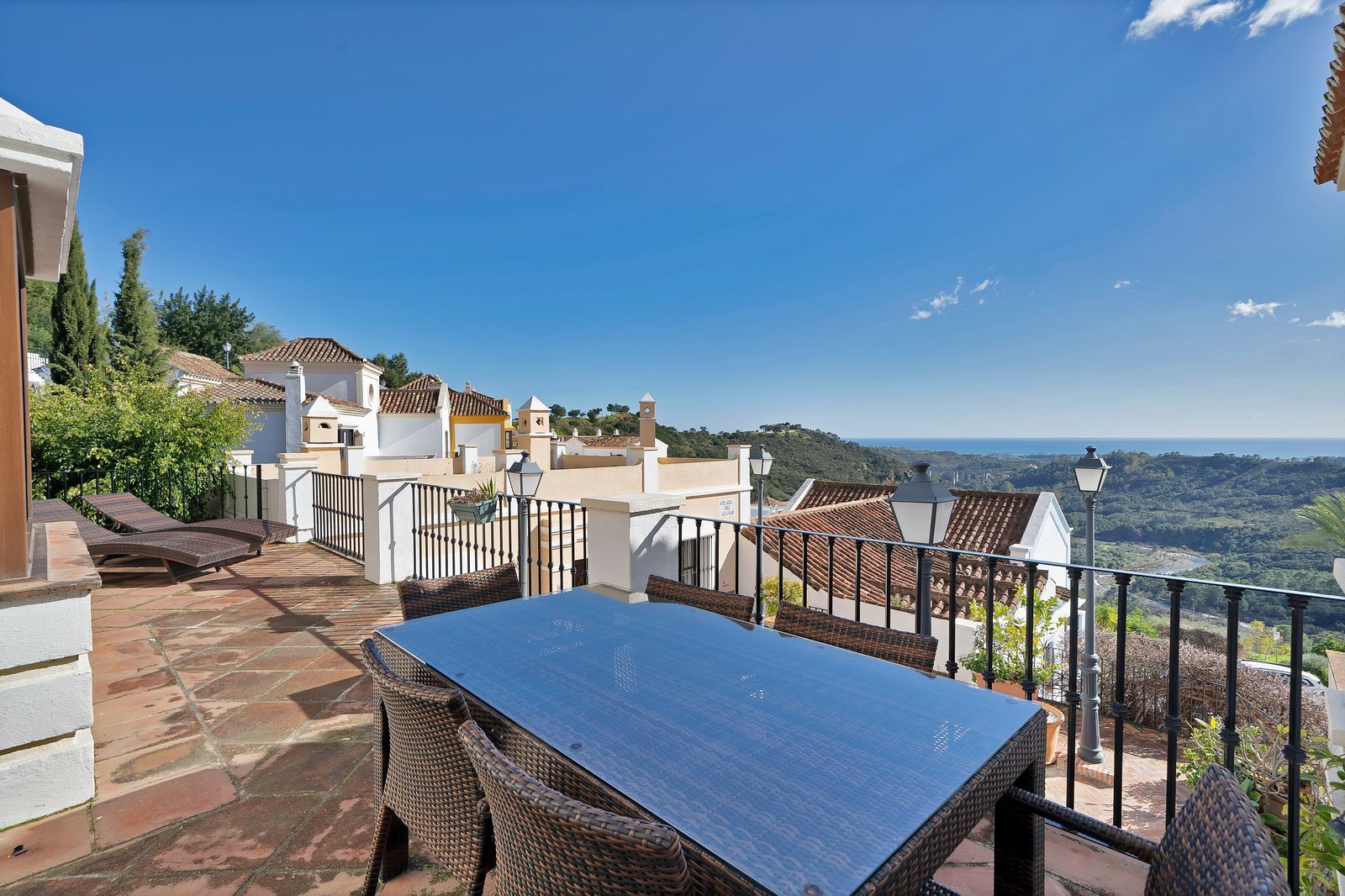 cc10206f791d62621a07bf7cfa75ea24 - 7