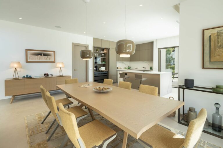 cda95f6524ba03e5605265f61560d07b - 6