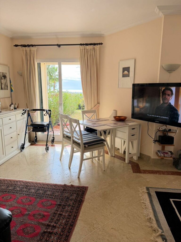 ce40471ba918104a5758f478b9367d3f - 3