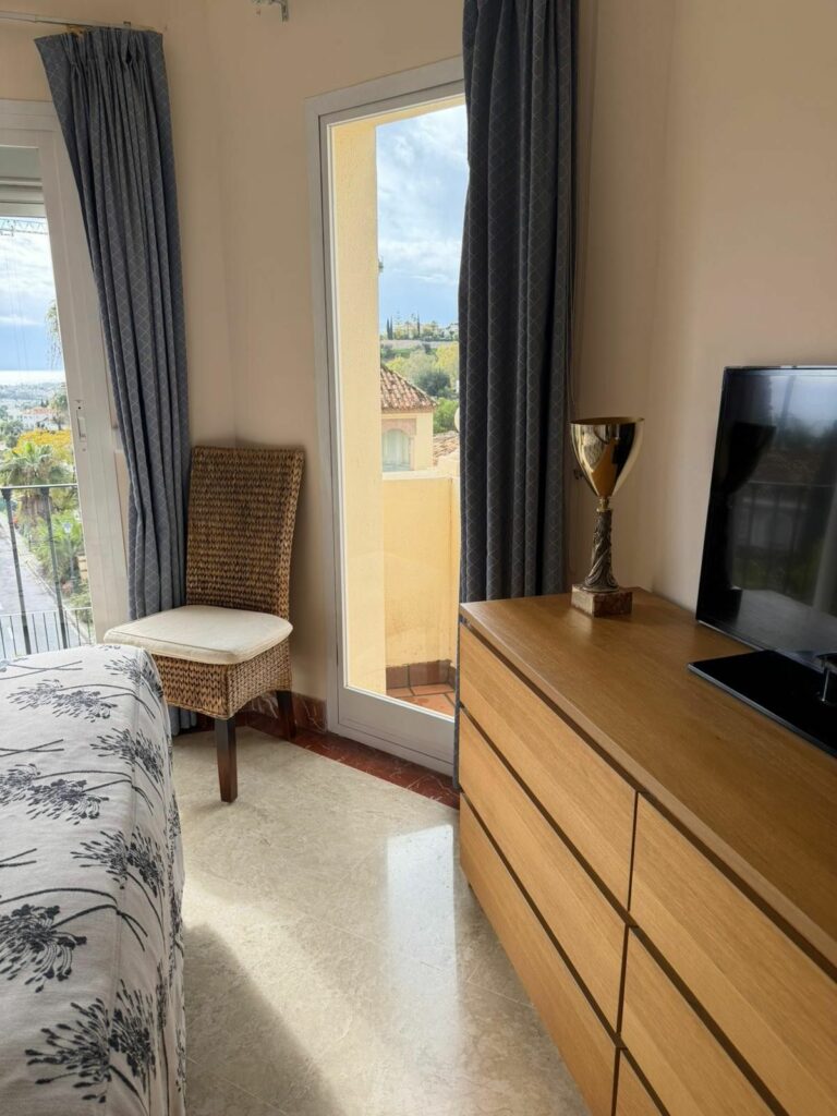 ce40471ba918104a5758f478b9367d3f - 6