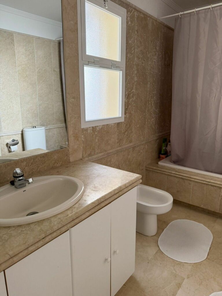 ce40471ba918104a5758f478b9367d3f - 9