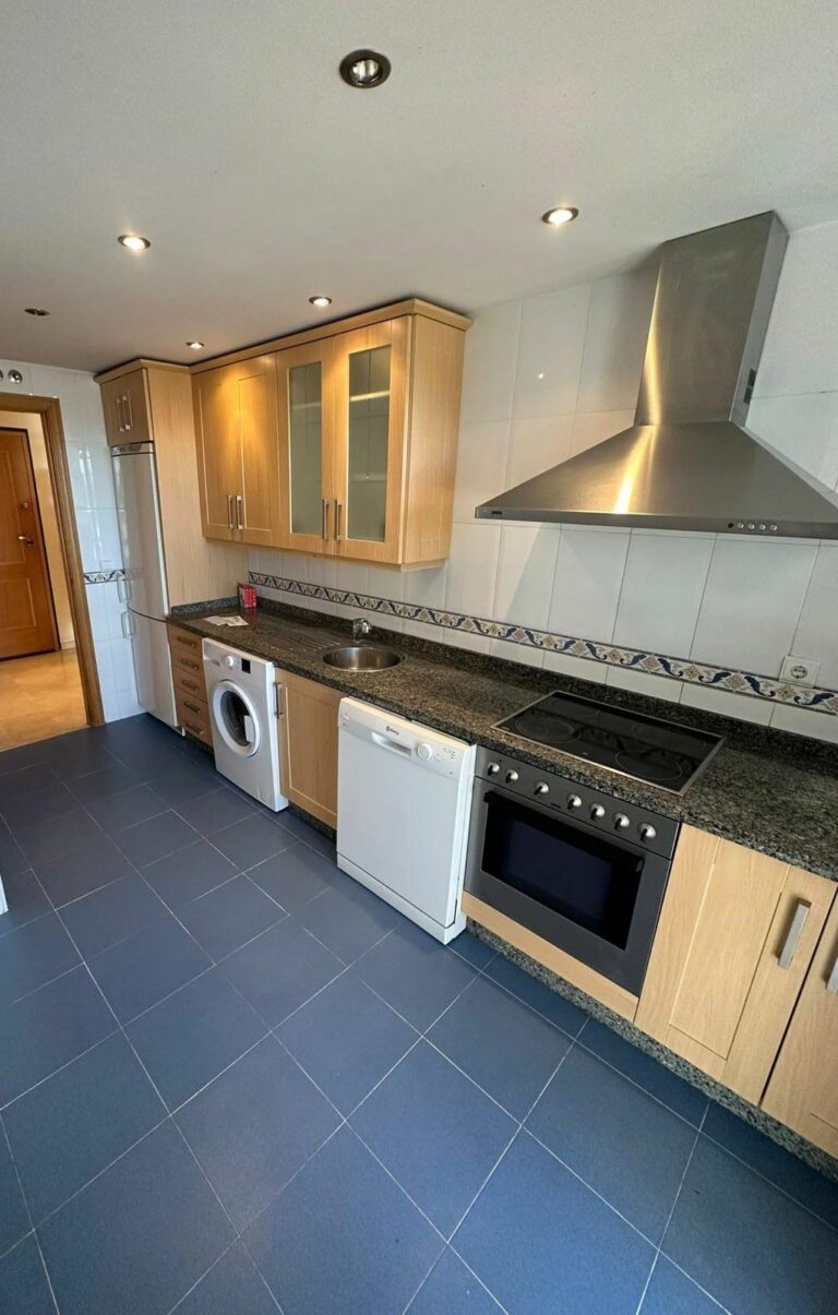 cf08bad4f46fc3851901beb88762cd16 - 4