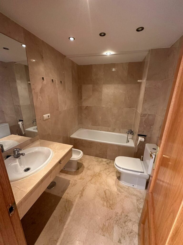 cf08bad4f46fc3851901beb88762cd16 - 6