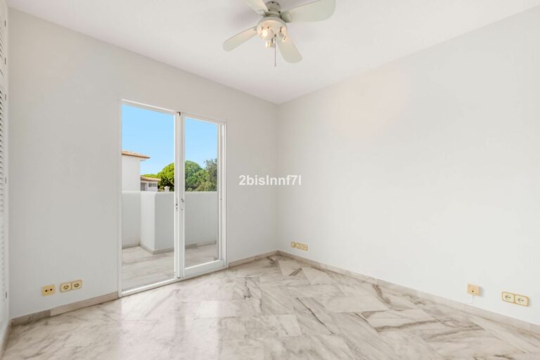 d1e3eb20cb5f22ab6ca2128955791458 - 12