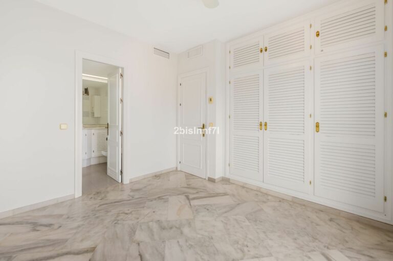 d1e3eb20cb5f22ab6ca2128955791458 - 14