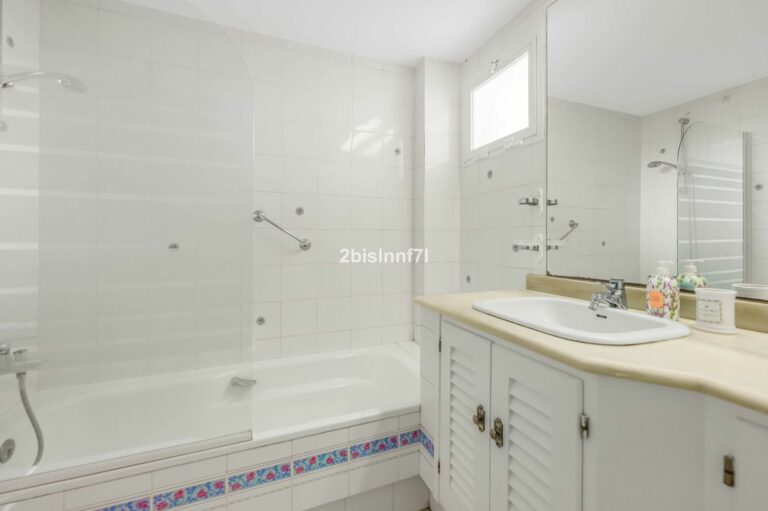 d1e3eb20cb5f22ab6ca2128955791458 - 15