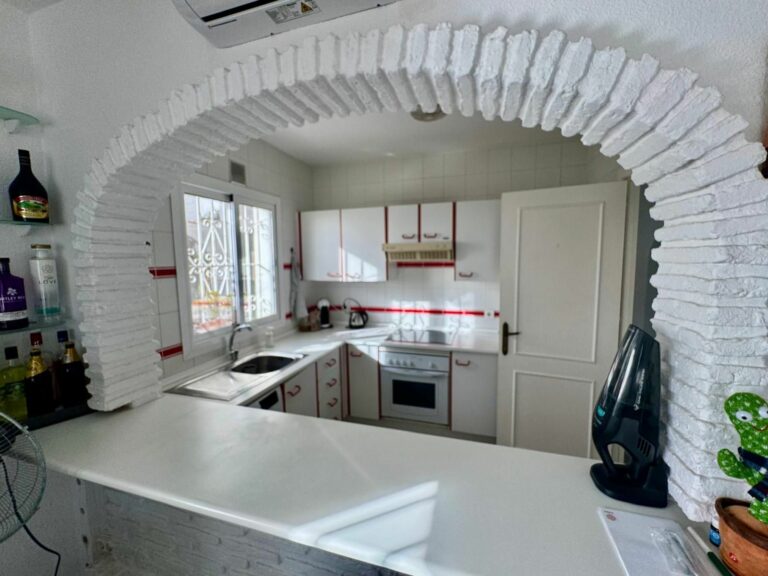 d1e5853feff0931475ad450a17e9d7fe - 13