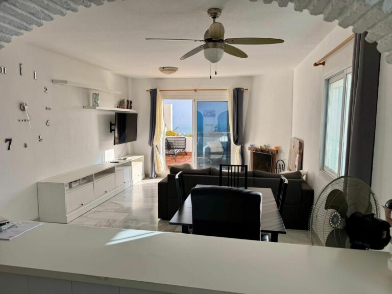 d1e5853feff0931475ad450a17e9d7fe - 15