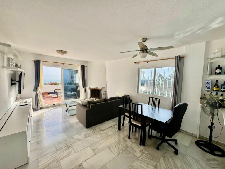 d1e5853feff0931475ad450a17e9d7fe - 2