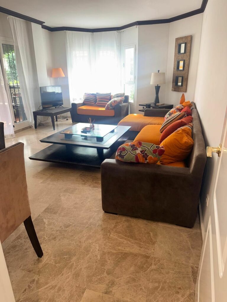 d46834093042ce8609e479ad1b599300 - 1