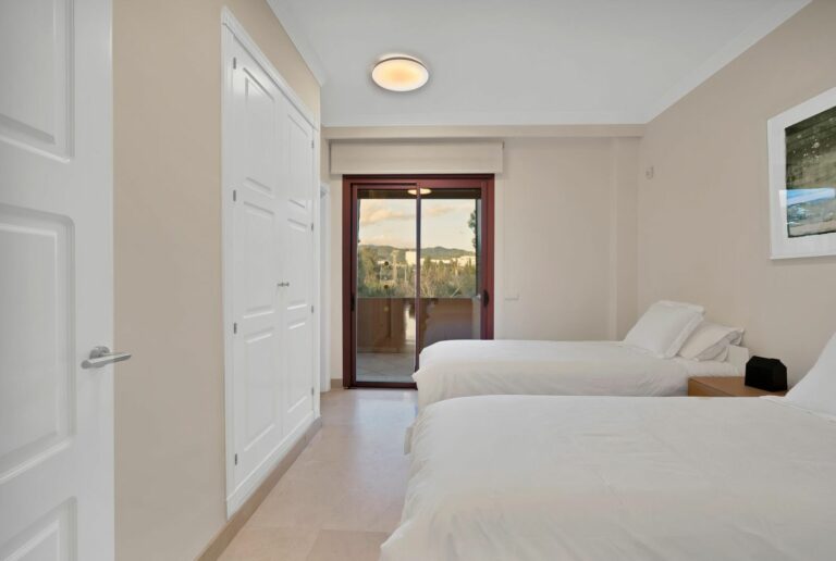 d4a1f18e55bc39159ba9506783226cdf - 7