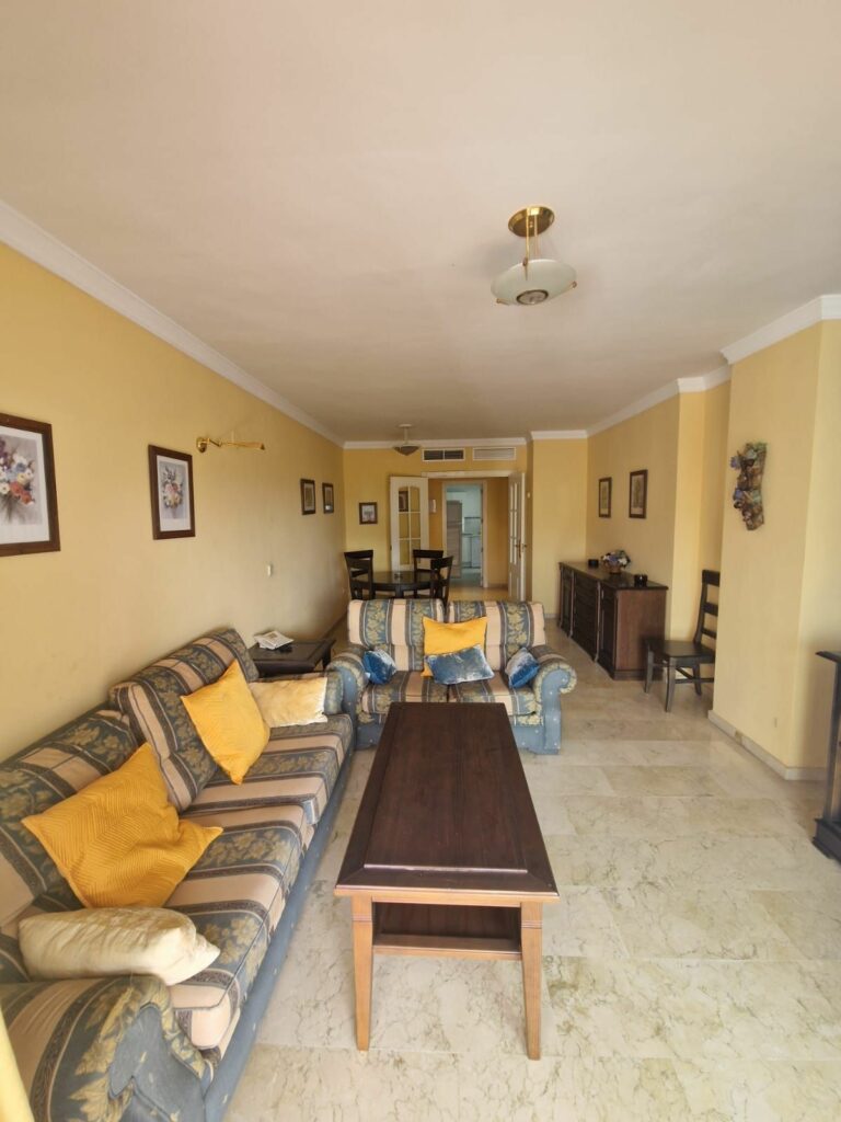 d4b1b14d5ed19b7f76c03090a42259be - 5