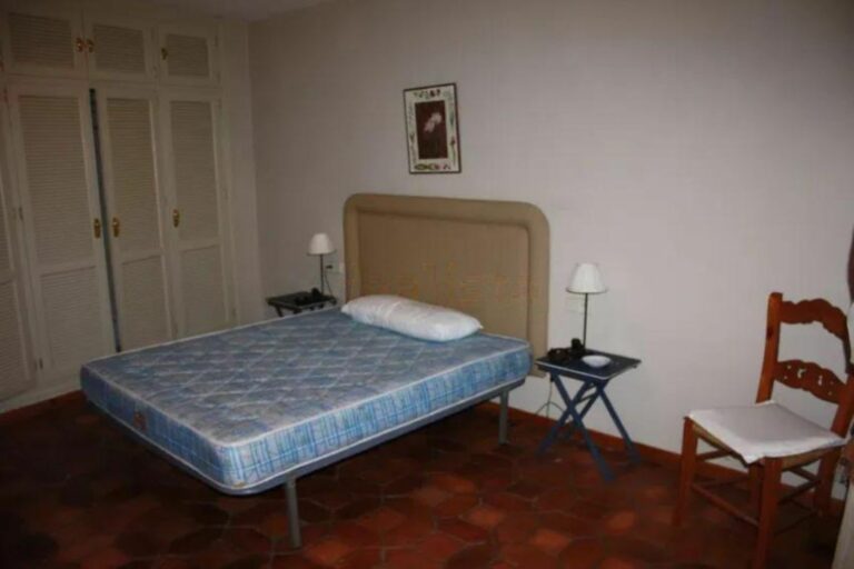 d54e8295e5706da6ac57d3f380caf1c7 - 12