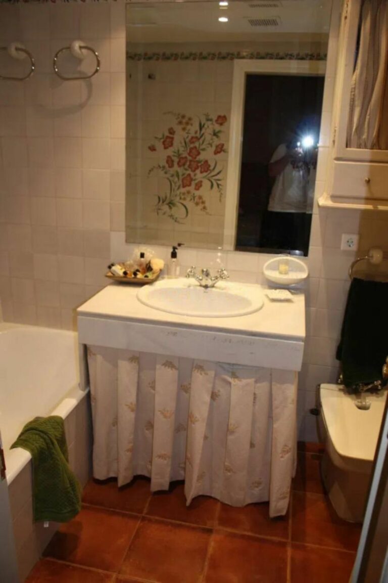 d54e8295e5706da6ac57d3f380caf1c7 - 8