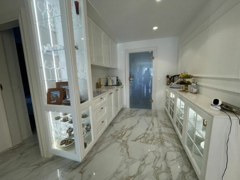 d555996e0c17a7c921de1ffb8f2827b5 - 11