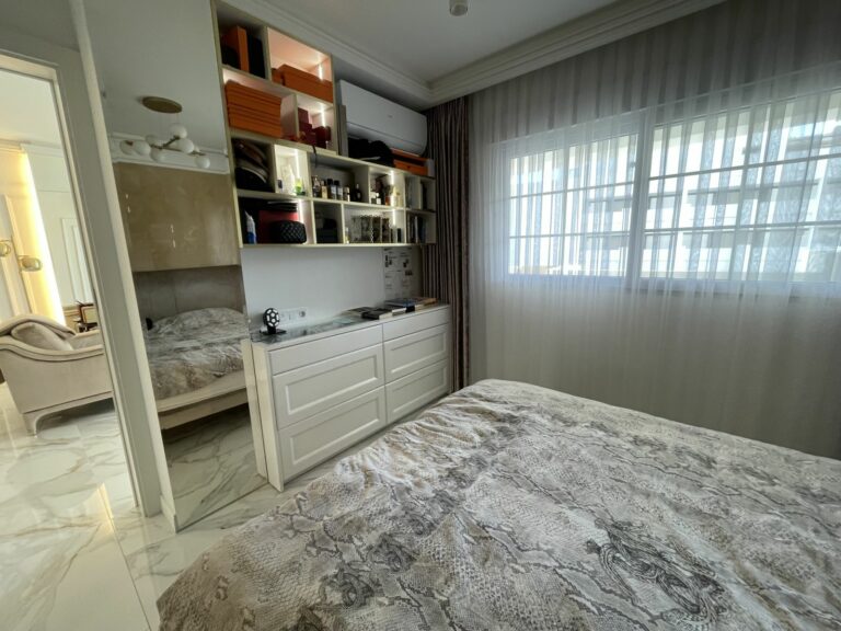 d555996e0c17a7c921de1ffb8f2827b5 - 12