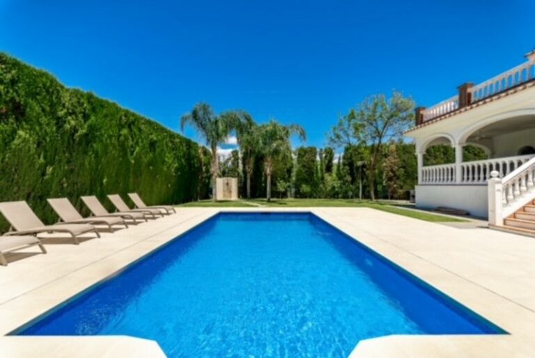 d737611b0abcb9595fad8e99dfbb0178 - 4