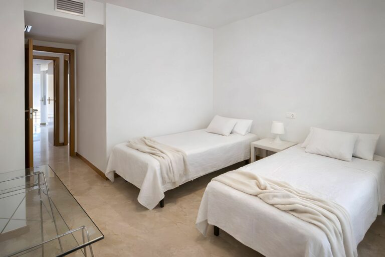 d73f890007bd0607d360b66babf7f81a - 10