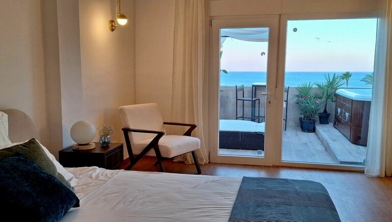 d76510b30921fa3fa1c0643c49ca96a5 - 11