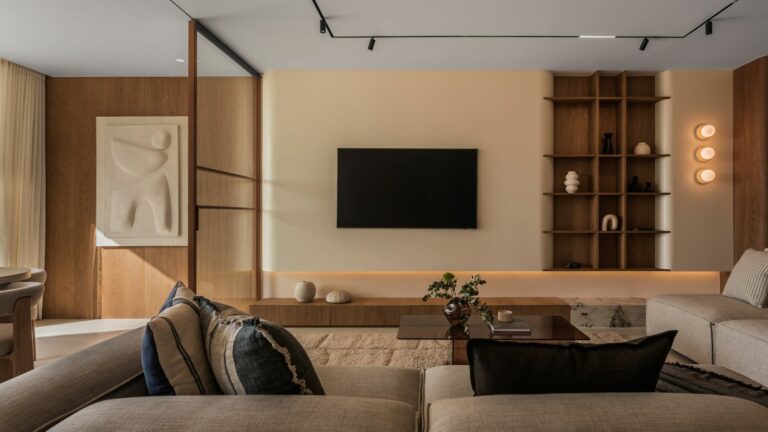 d8ff18cd3658662dd984c716bd3237f5 - 1