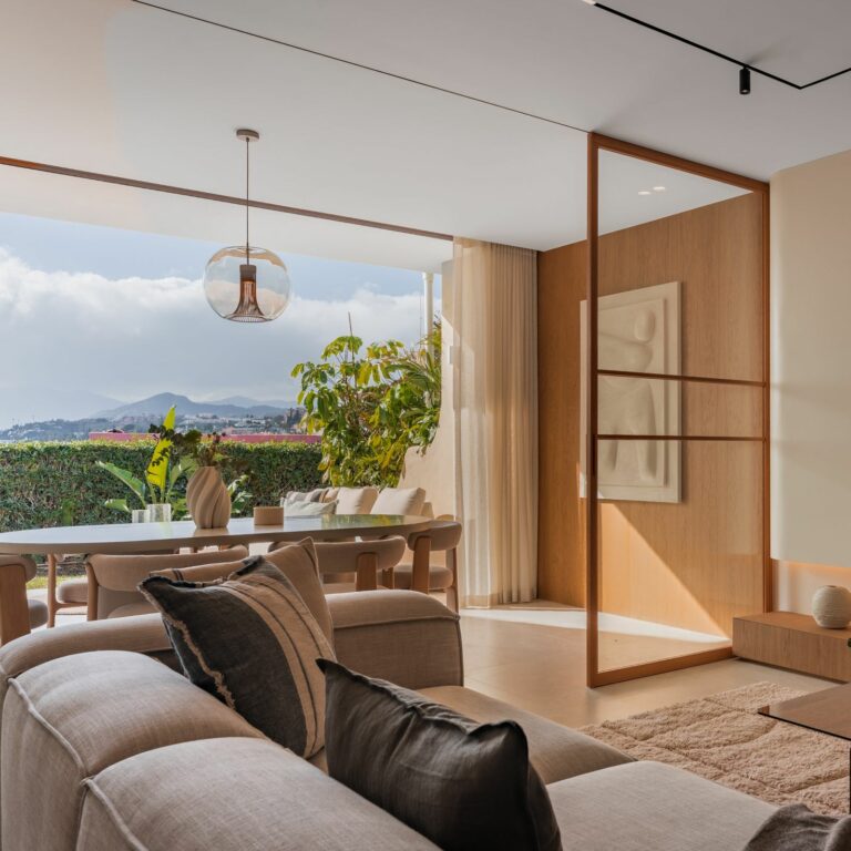 d8ff18cd3658662dd984c716bd3237f5 - 6