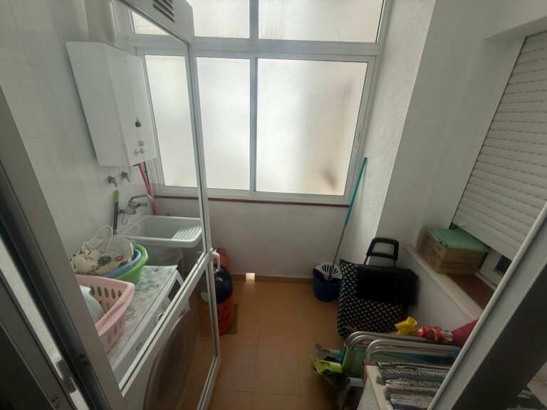 d9ee855e227a4a2288642b22406d1fda - 14