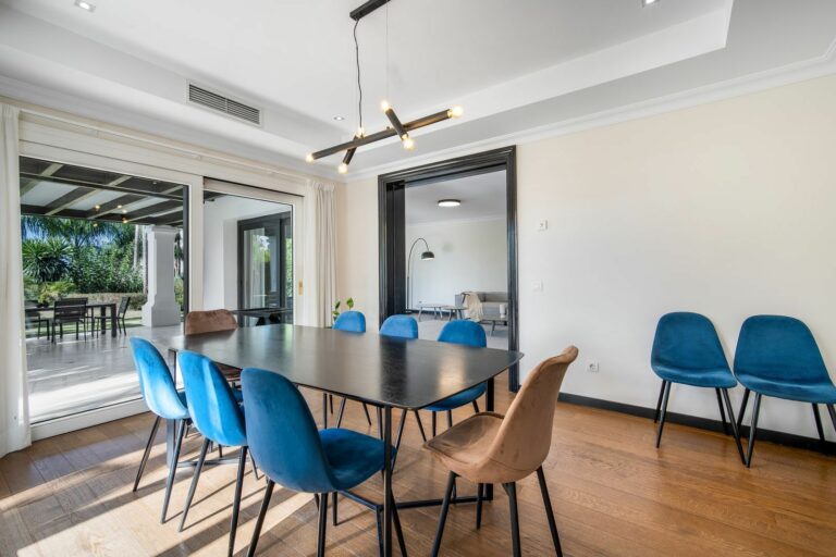 db887481ea0a3ce03cbb5e33a511844d - 11