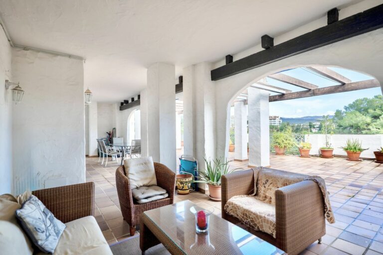 dbf013a21ec8f6a4c5df1ff3d7678820 - 11