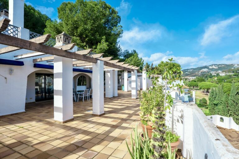 dbf013a21ec8f6a4c5df1ff3d7678820 - 12