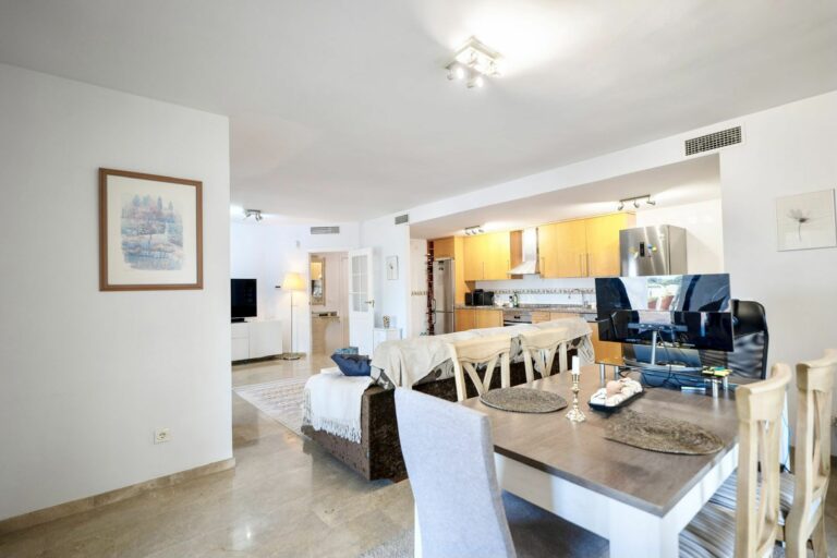 dbf013a21ec8f6a4c5df1ff3d7678820 - 5