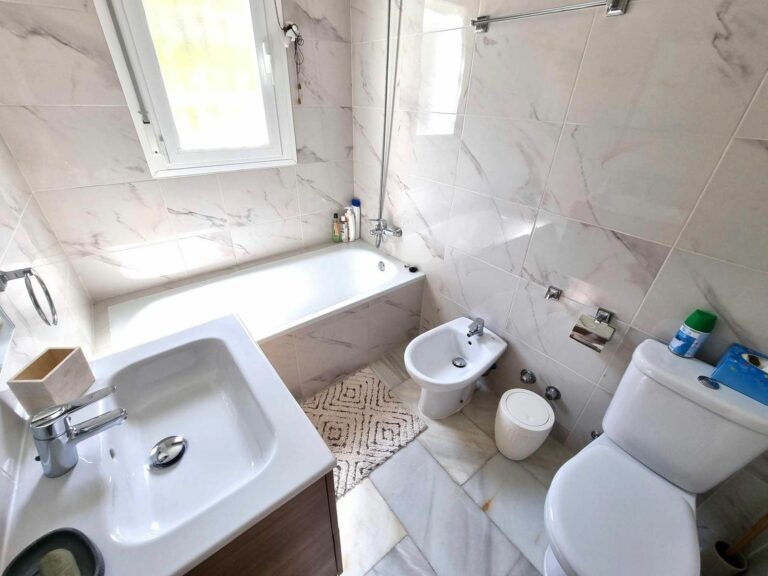 dc055ec8f4ba9d3fdb618cf0d29da8d8 - 10