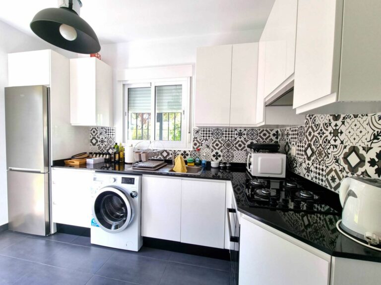 dc055ec8f4ba9d3fdb618cf0d29da8d8 - 8