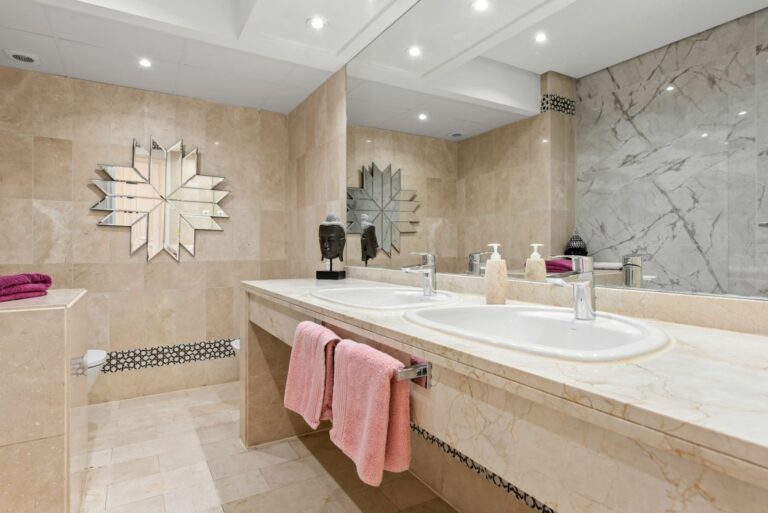 dc41dc96d347953485488383ac0640dd - 13