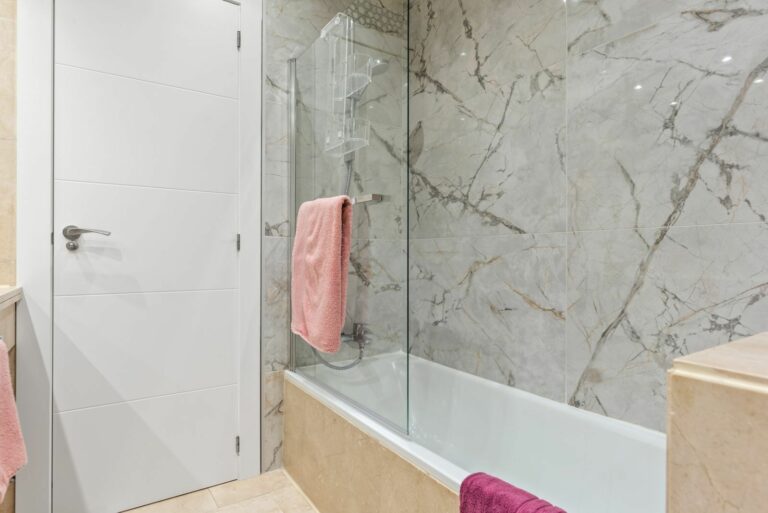 dc41dc96d347953485488383ac0640dd - 14