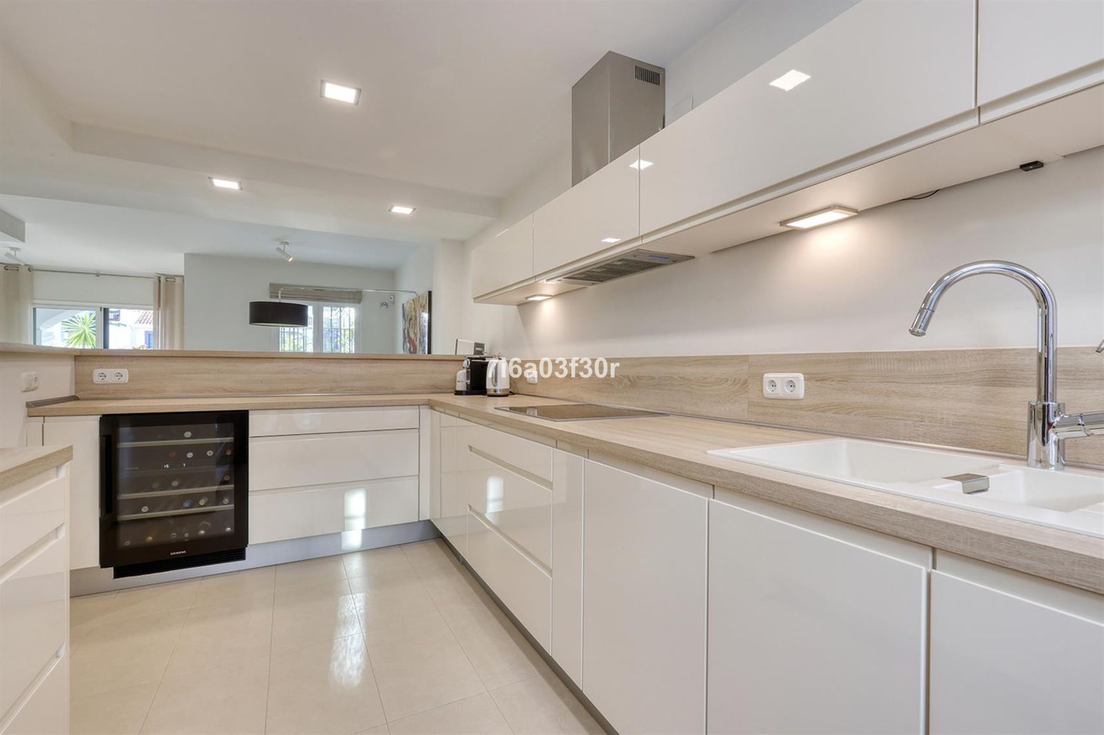 de7f461684b2e00115485439309315b9 - 7