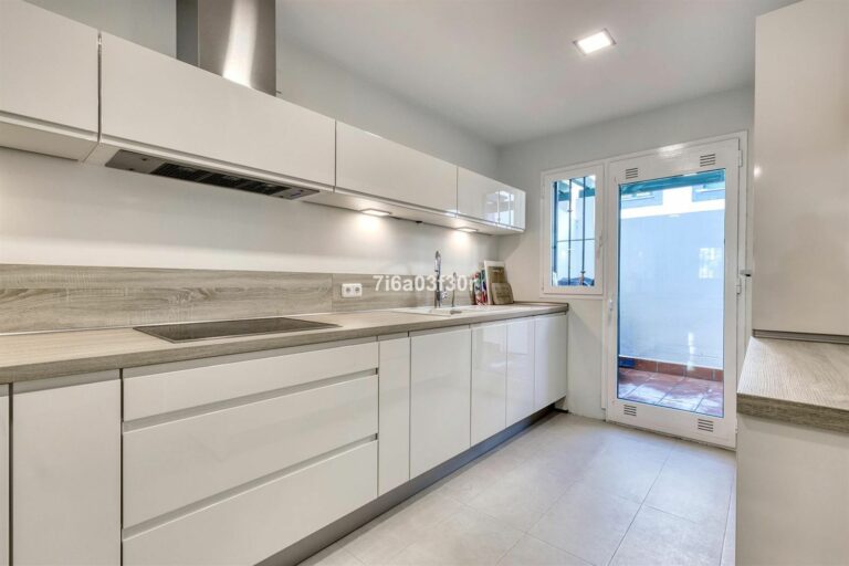 de7f461684b2e00115485439309315b9 - 8